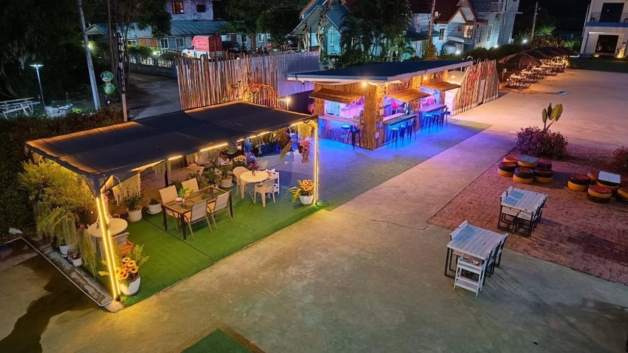 Wixky Hotel Nong Khai Exterior foto